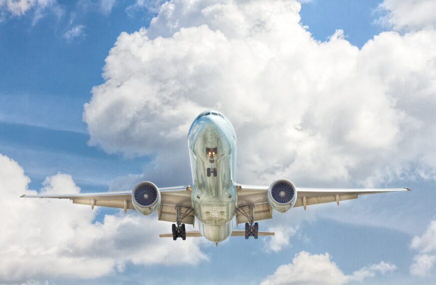 28,4% van de Belgen wijzigt hun manier van reizen met het vliegtuig voor het klimaat